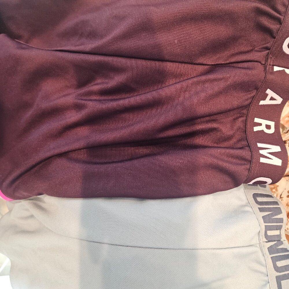 Shorts - Picture 3 of 3